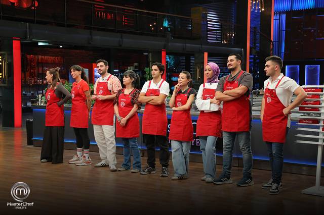 MasterChef’te geceye damga vuran an! 13 Ekim dokunulmazlık oyununu kim kazandı, potaya kimler girdi? 3